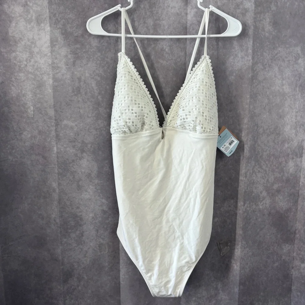 NWT Shade & Shore Women's XL 16 White Crochet One Piece Swimsuit High Leg Cheeky